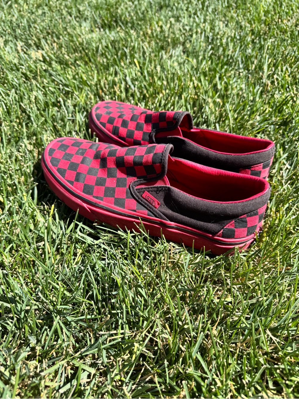 Vans Red Black Checkerboard Slip-On Shoes Men’s 6.5 Women’s 8